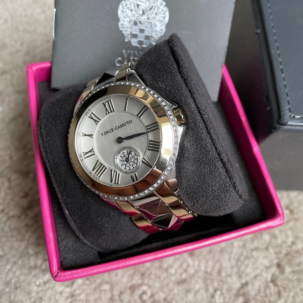 Vince Camuto watch in silver/gold